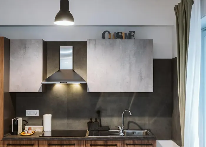 شقة Close To Stadium & City Center - Modern Apartment *